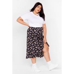 Womens Grande Taille - Jupe Midi Portefeuille À Imprimé Fleuri Effleure-Moi La Peau - Nasty Gal - Modalova