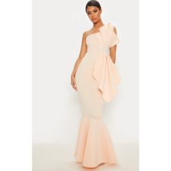 Robe longue plissée à manche unique et coupe sirène en néoprène nude - PrettyLittleThing - Modalova
