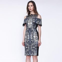 Robe cocktail courte imprimée, à décolleté bardot et garniture de dentelle - SMART AND JOY - Modalova