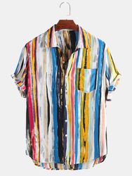 Chemises à manches courtes lâches à ourlet rond avec poche poitrine graffiti multicolores - Newchic - Modalova