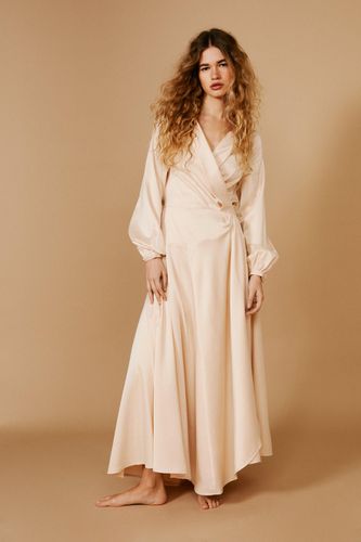 Dressing Gown Mi-Longue Satinée Cache-Coeur À Dos Bénitier - - 34 - Nasty Gal - Modalova