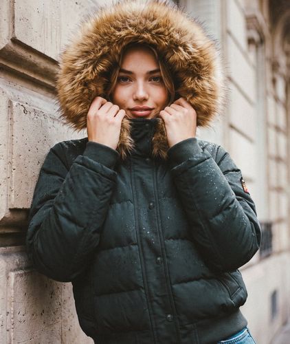 Damen Everest Kapuzenjacke mit Schmaler Passform - Größe: 38 - Superdry - Modalova