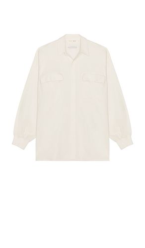 CHEMISE OXFORD en . Taille L. Also en M, XL/1X - Fear of God ESSENTIALS - Modalova