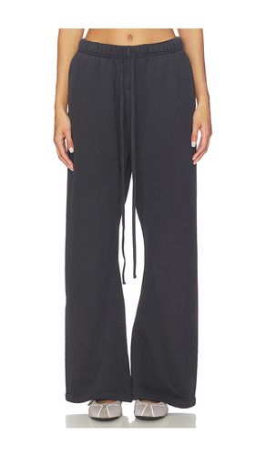 PANTALON SWEAT FLARE en . Taille L. Also en M, S, XL, XS - Fear of God ESSENTIALS - Modalova