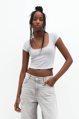 T-Shirt À Manches Courtes Avec Dentelle - Pull&Bear - Modalova