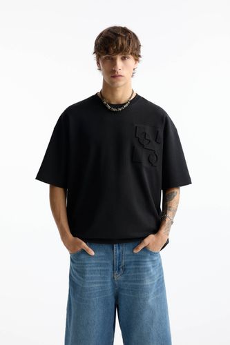 T-Shirt Interlock À Imprimé En Volume - Pull&Bear - Modalova