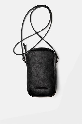 Pochette De Téléphone Effet Froissé - Pull&Bear - Modalova