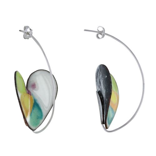 Boucles d'Oreilles Coeurs Émaillés et Un Côté à Pois Mult - LES POULETTES BIJOUX - Modalova