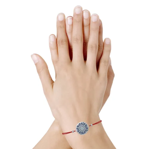 Bracelet Lien Elastique Rouge Médaille Rhodié Flocon Éma - LES POULETTES BIJOUX - Modalova