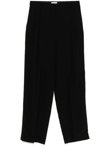 Pleat Detail Straight Leg Trousers - TOTEME - Modalova