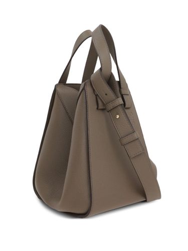 Hammock Compact Leather Handbag - Loewe - Modalova