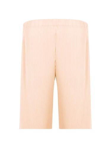 Pleated Bermuda Shorts - HOMME PLISSE' ISSEY MIYAKE - Modalova