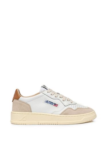 AUTRY Medialist Low Sneakers - AUTRY - Modalova