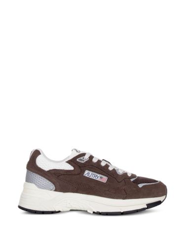 AUTRY Hyperway Low Sneakers - AUTRY - Modalova