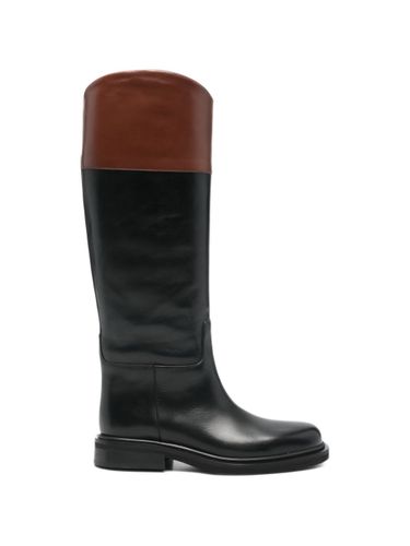 POEVE Ala Leather Boots - POEVE - Modalova