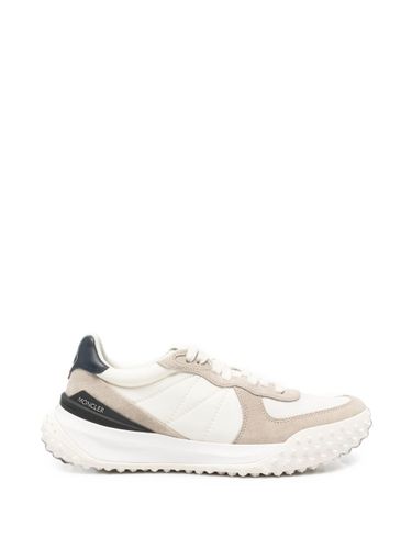 Moncler City Trek Low Sneakers - Moncler - Modalova