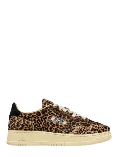 AUTRY Medialist Low Sneakers - AUTRY - Modalova