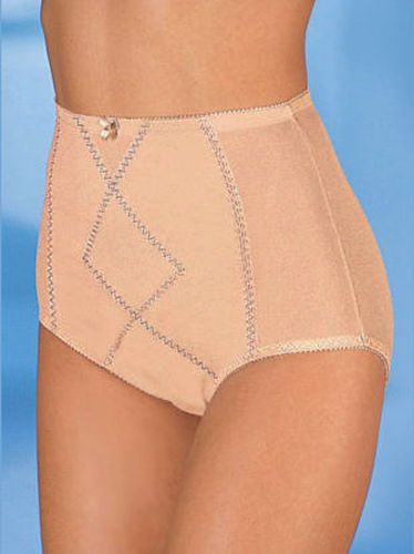 Slip gainant jusqu'à la t. 115 - Viania - Modalova