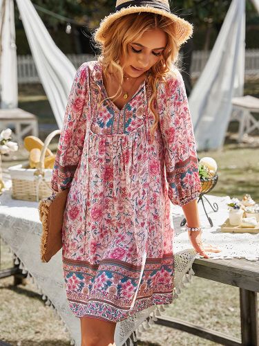 Robe tunique bohème - Robe courte ample à imprimé floral col en V et manches lanternes 3/4 - Tenue d'été idéale pour une garden-party ou la plag - milanoo.com - Modalova