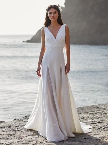 Robe de mariée simple en tissu satiné col en V sans manches en dentelle coupe A - milanoo.com - Modalova