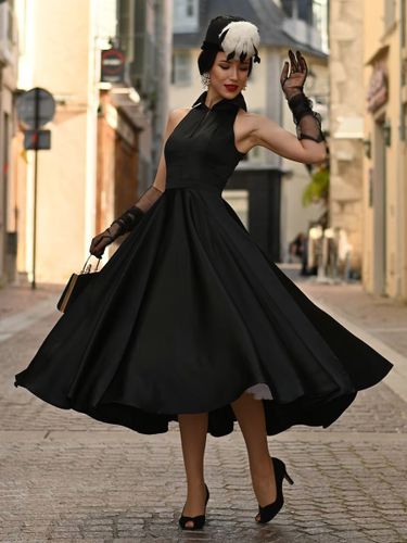 Robes de mariée a-ligne sans manches en tissu satiné robe de mariée longueur thé - milanoo.com - Modalova