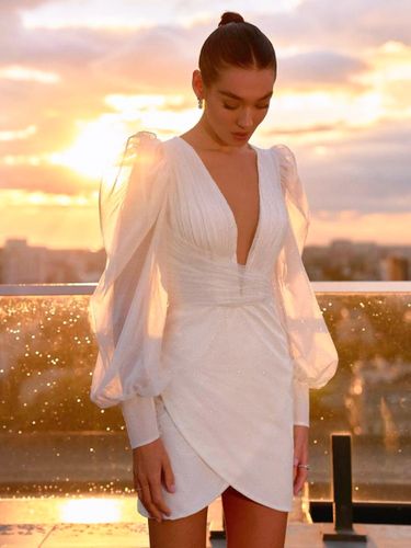Robe de mariée courte col en V manches longues tulle - milanoo.com - Modalova