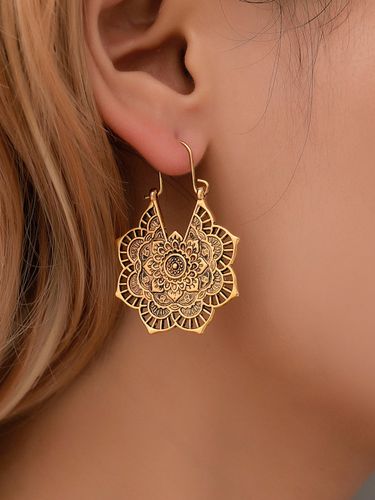 Boucles d\'oreilles bohèmes à fleurs creusess 2026 - milanoo.com - Modalova