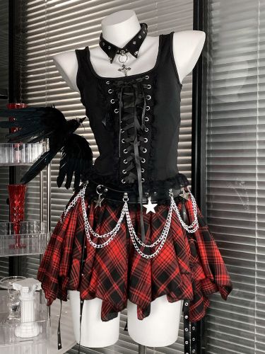 Ensemble Gothic Lolita Punk à lacets à carreaux à fines bretelles rouge et ensemble 2 pièces - milanoo.com - Modalova