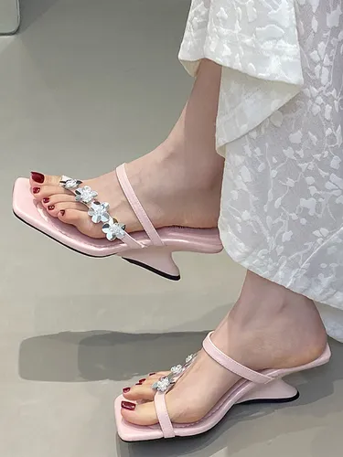 Sandales compensées roses tongs chaussures sandales à détails floraux - milanoo.com - Modalova