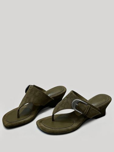 Sandales compenséess tongs en daim avec boucle - milanoo.com - Modalova