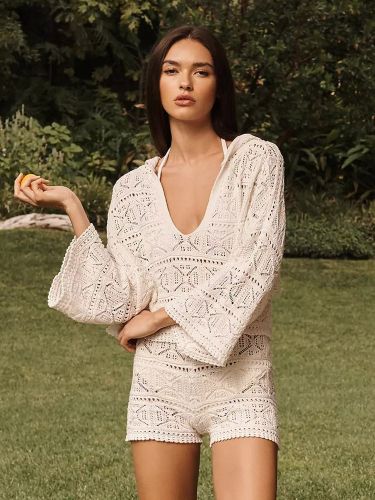 Ensemble deux pièces en crochet ajouré : haut court à manches longues évasées et col en V short taille haute et paréo - milanoo.com - Modalova