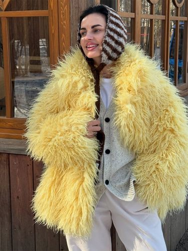 Manteau en fausse fourrure jaune duveteuse à revers ouvert sur le devant manches longues vêtement d'extérieur moelleux - milanoo.com - Modalova