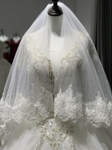 Voiles de mariée classiques en tulle à deux niveaux et bords finis - milanoo.com - Modalova