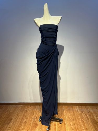 Robe de soirée bustier drapée et froncée robe maxi moulante bleu marine idéale pour une invitée à un mariage un bal de promo une soirée ou une - milanoo.com - Modalova