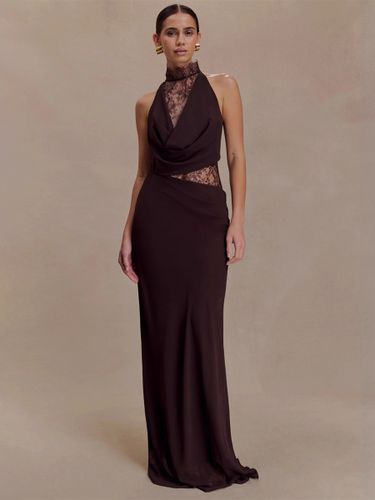 Robe moulante maxi sans manches à col montant empiècements en dentelle et découpes 2026 - milanoo.com - Modalova