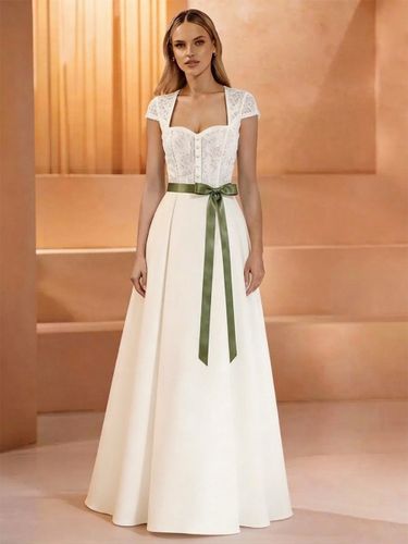 Robes de mariée vintage décolleté cœur manches courtes taille naturelle ceinture en dentelle robes traditionnelles pour la mariée - milanoo.com - Modalova