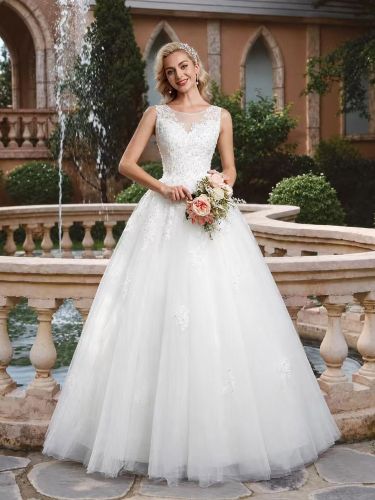 Robe de mariée de bal silhouette princesse longue jusqu'au sol col bijou sans manches taille naturelle ornée d'appliqués - milanoo.com - Modalova