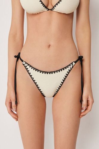 Brazilian String Swimsuit Bottom Bicolor Embroidery Woman Size L - Calzedonia - Modalova