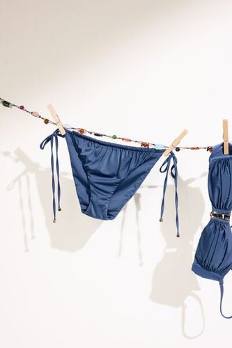 String Swimsuit Bottom Shiny Satin Woman Size M - Calzedonia - Modalova