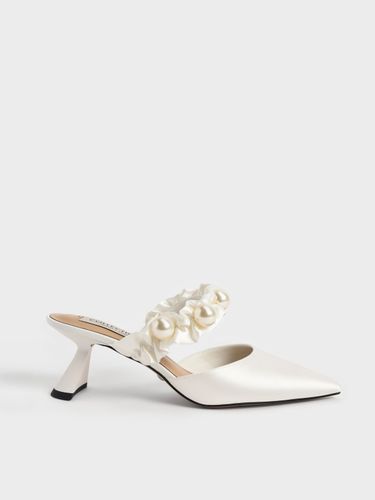 Charles & Keith - Escarpins en satin avec ornement perles Blythe - Charles & Keith - Modalova