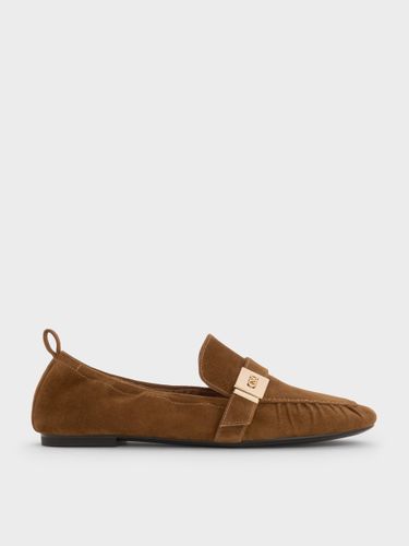 Charles & Keith - Mocassins en cuir froncé à boucle métallique Cody - Charles & Keith - Modalova