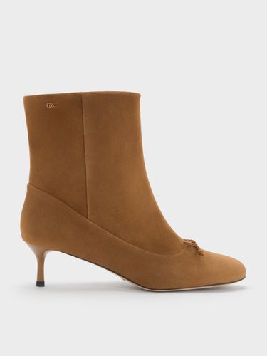 Charles & Keith - Bottes en suède à talon de chaton et nœud Aretha - Charles & Keith - Modalova
