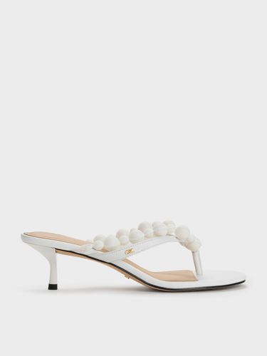 Escarpins kitten heels entre-doigts en cuir à perles - Charles & Keith - Modalova