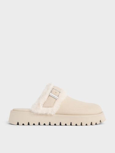 Mules texturées bordée de fourrure à boucle Hannah - Charles & Keith - Modalova