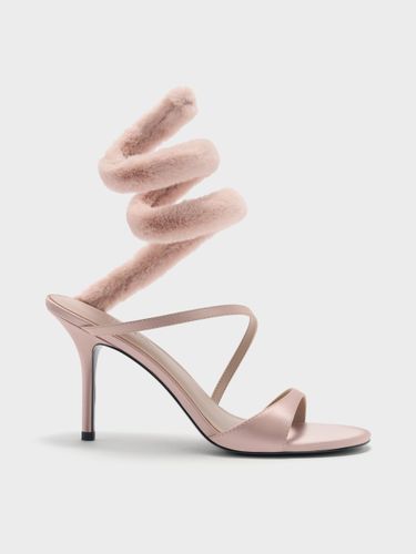 Sandales à talons effet fourrure et brides enveloppantes Emila - Charles & Keith - Modalova