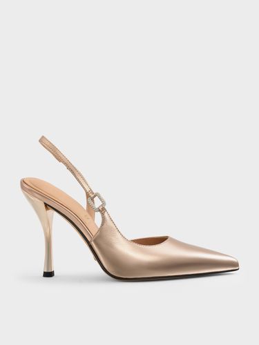 Escarpins slingback en cuir métallisé à boucle cristal - Charles & Keith - Modalova