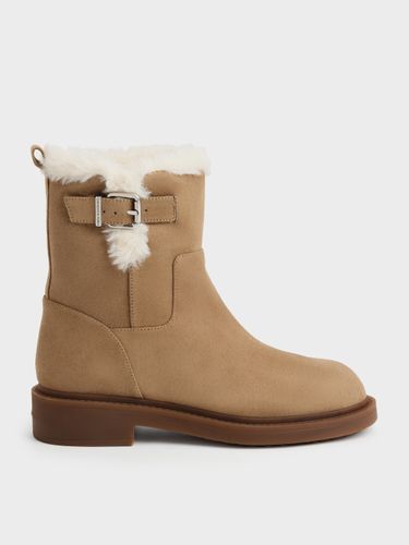 Bottines Bordées de Fourrure en Suédine Synthétique Joni - Charles & Keith - Modalova