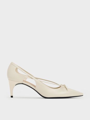 Charles & Keith - Escarpins à talon de chaton vernis avec découpe et nœud - Charles & Keith - Modalova