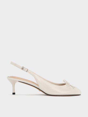 Charles & Keith - Chaussures à talon de chaton en cuir verni à bride arrière et noeud Aretha - Charles & Keith - Modalova