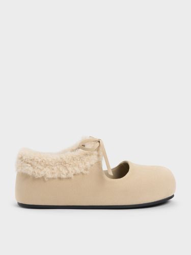 Ballerines Mary Jane Bordées de Fourrure en Suédine Synthétique Emila - Charles & Keith - Modalova